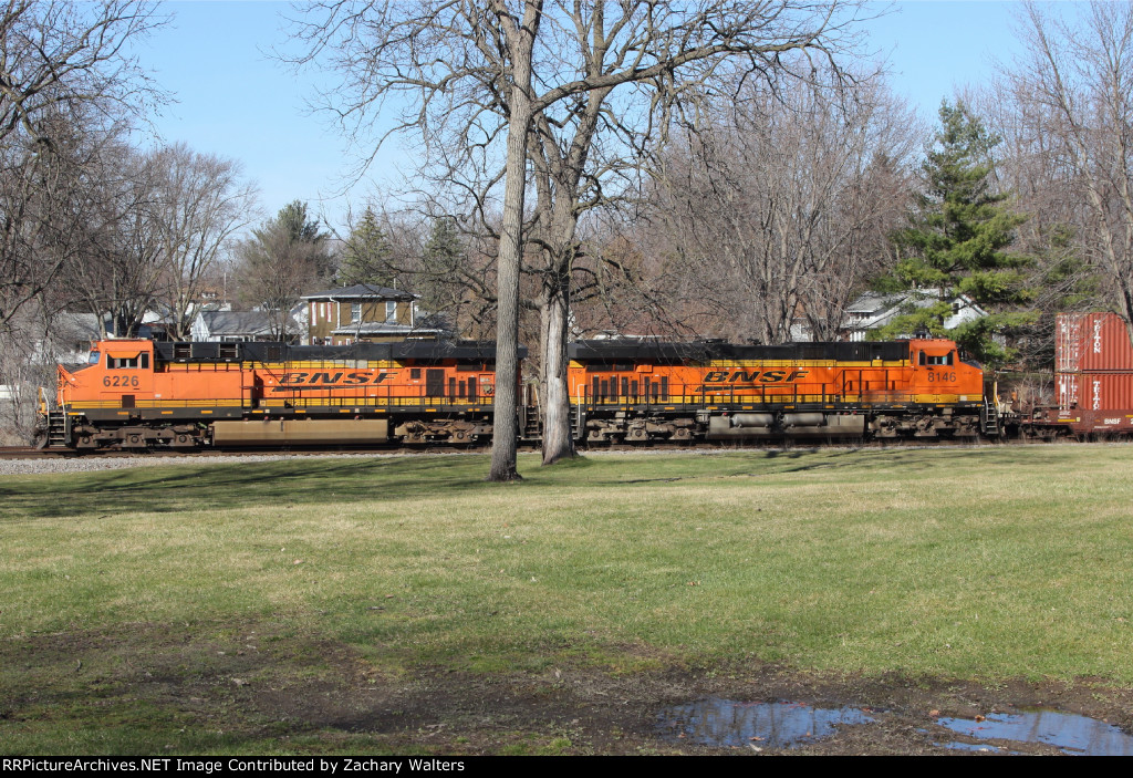 BNSF 6226 8146